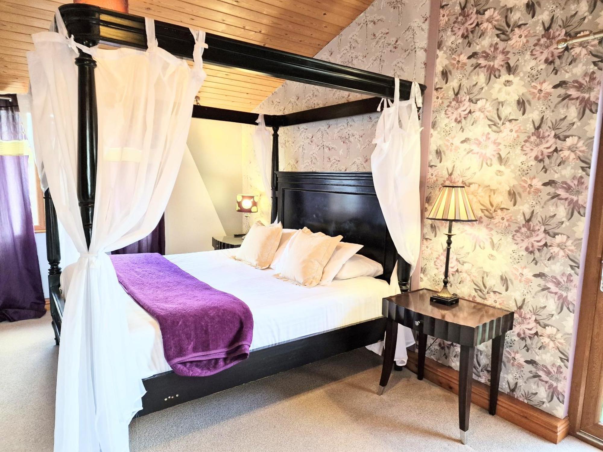 Ochil 8 With Private Hot Tub - Fife - Loch Leven - Lomond Hills Villa Kelty Buitenkant foto